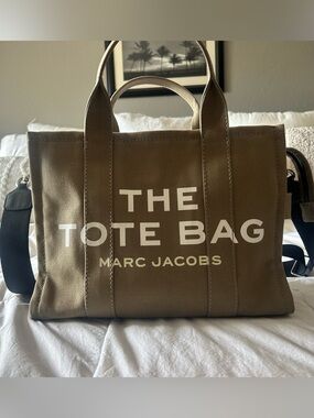 Marc Jacobs Medium Olive Canvas 'The Tote Bag'